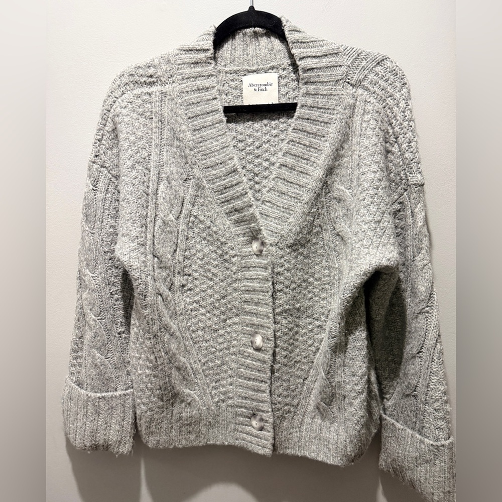 Abercrombie & Finch Cable Knit Sweater - Picture 2 of 4